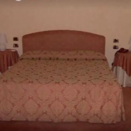 Hotell 3 Querce