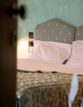 3 Querce Hotell Camerano