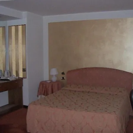 3 Querce Hotell