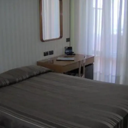 3 Querce